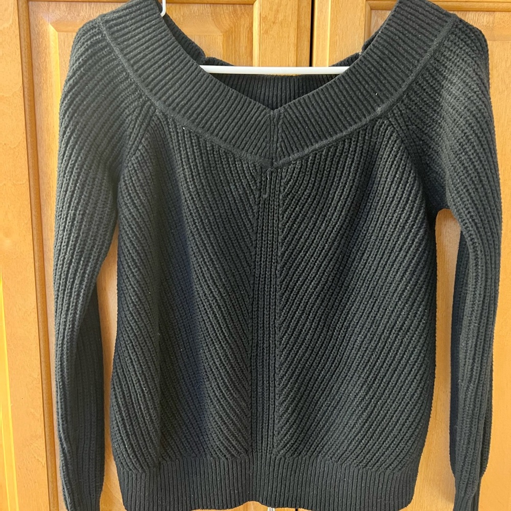 Like new Abercrombie and fitch off the shoulder sweater.
